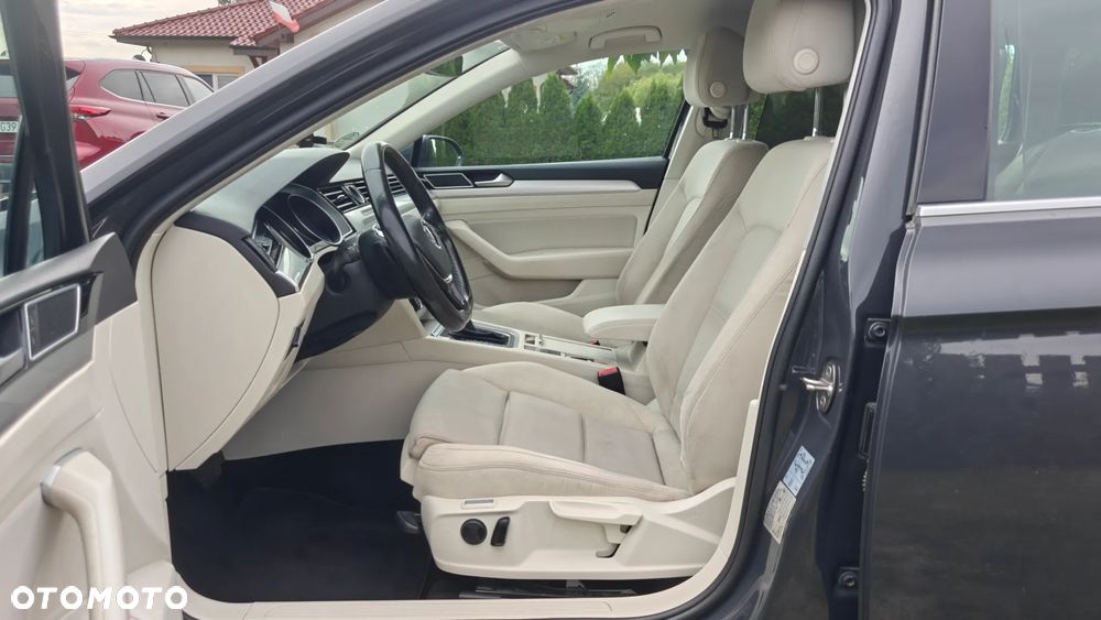 Volkswagen Passat 1.8 TSI BMT Comfortline DSG - 14
