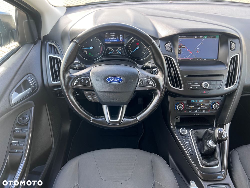 Ford Focus 2.0 TDCi Titanium ASS - 23