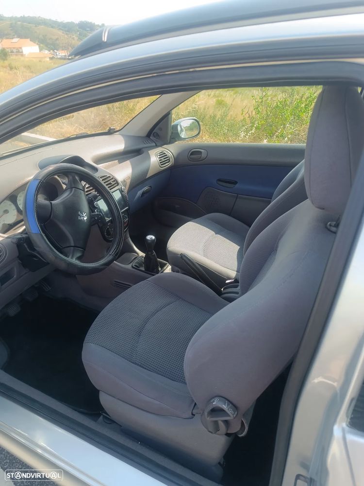 Peugeot 206 1.1 Color Line - 6
