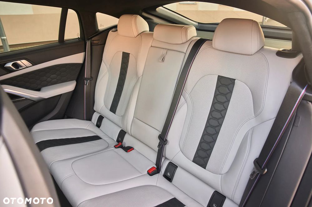 BMW X6 M Competition - 23