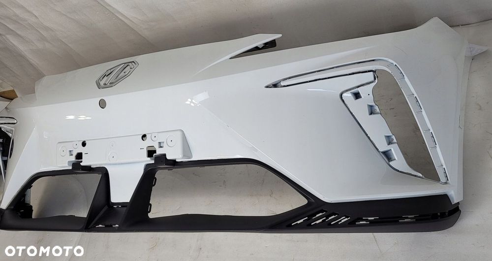 ZDERZAK DOKŁADKA PRZÓD PRZEDNI ZNACZEK MG4 2022- P11183326 - 4