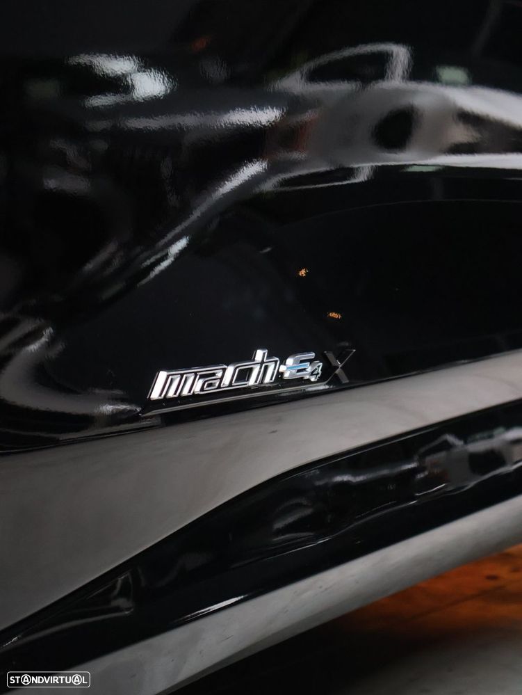 Ford Mustang Mach-E AWD PREMIUM - 14