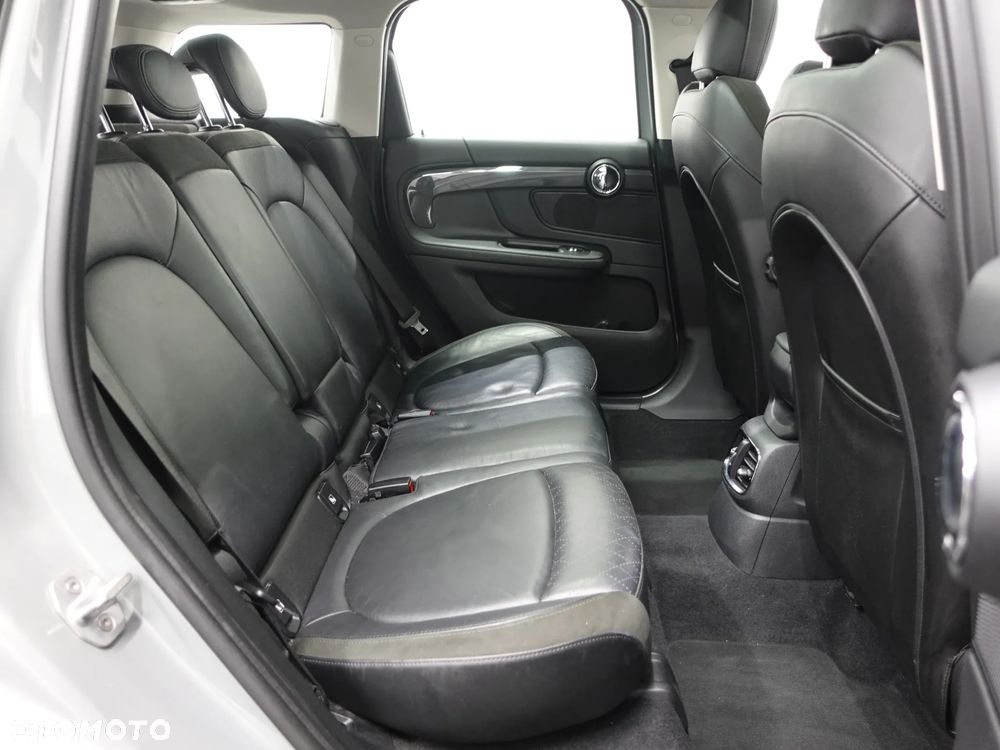 MINI Countryman Cooper All4 Essential Trim - 24