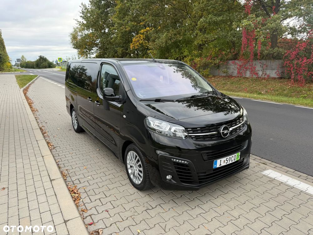 Opel Zafira 2022 photo 4