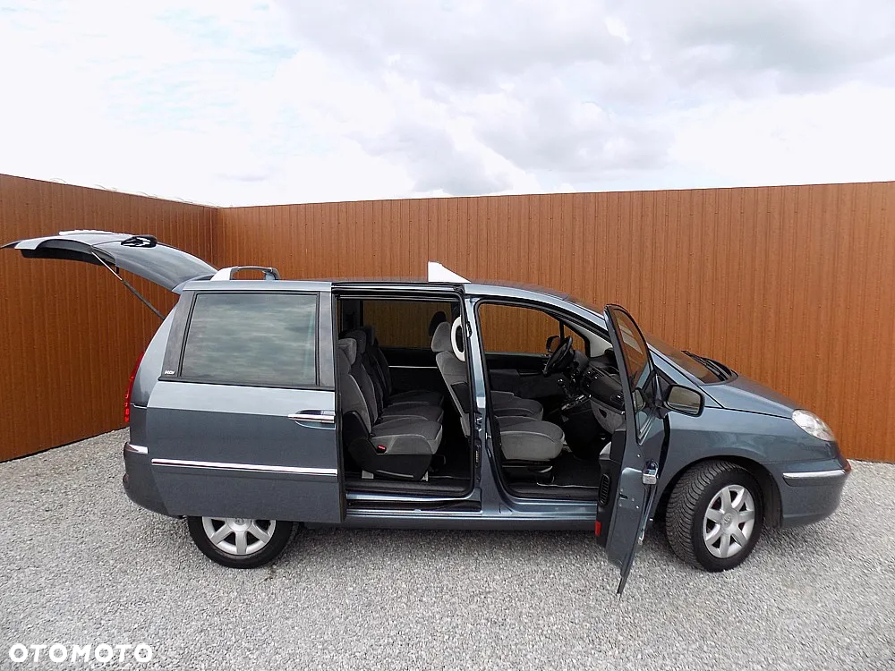Peugeot 807 2.0 HDi Premium Euro5 - 31