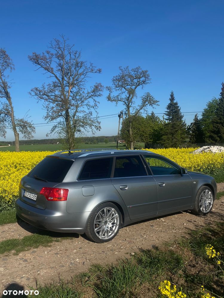 Audi A4 Avant 2.0 TDI - 1