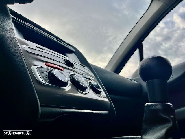 Citroën C4 1.2 PureTech Feel - 15