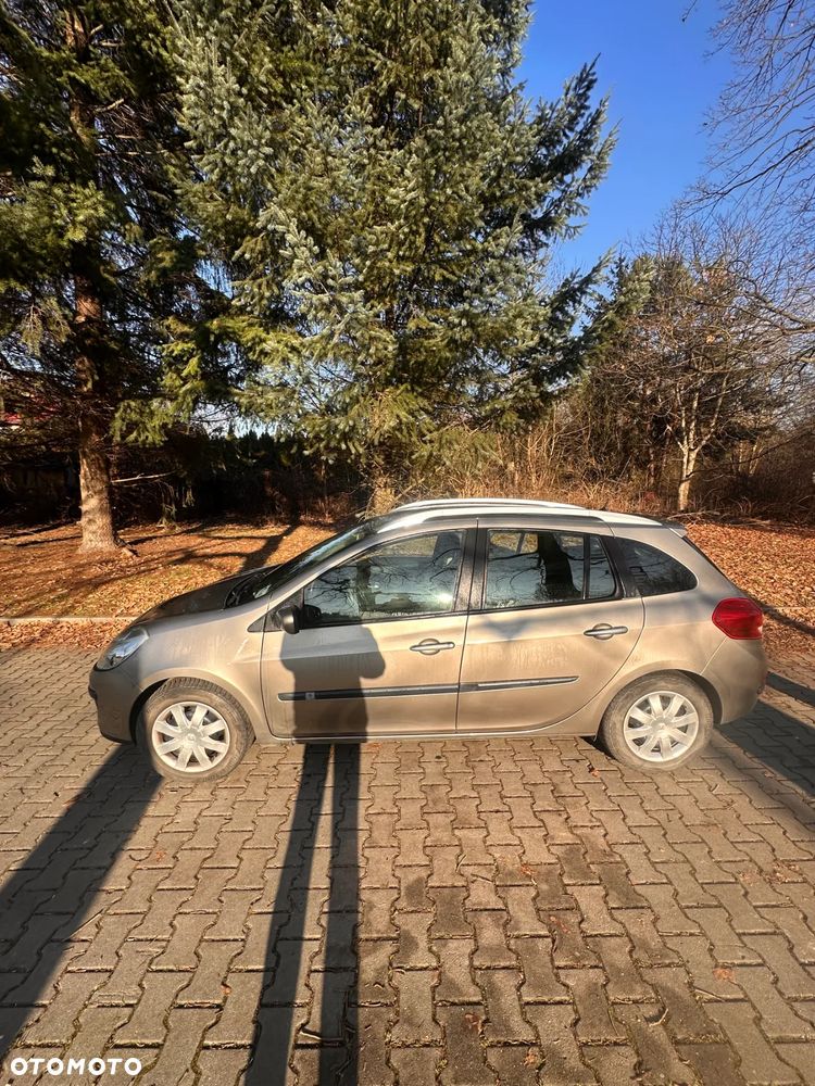 Renault Clio 1.2 16V Authentique - 3