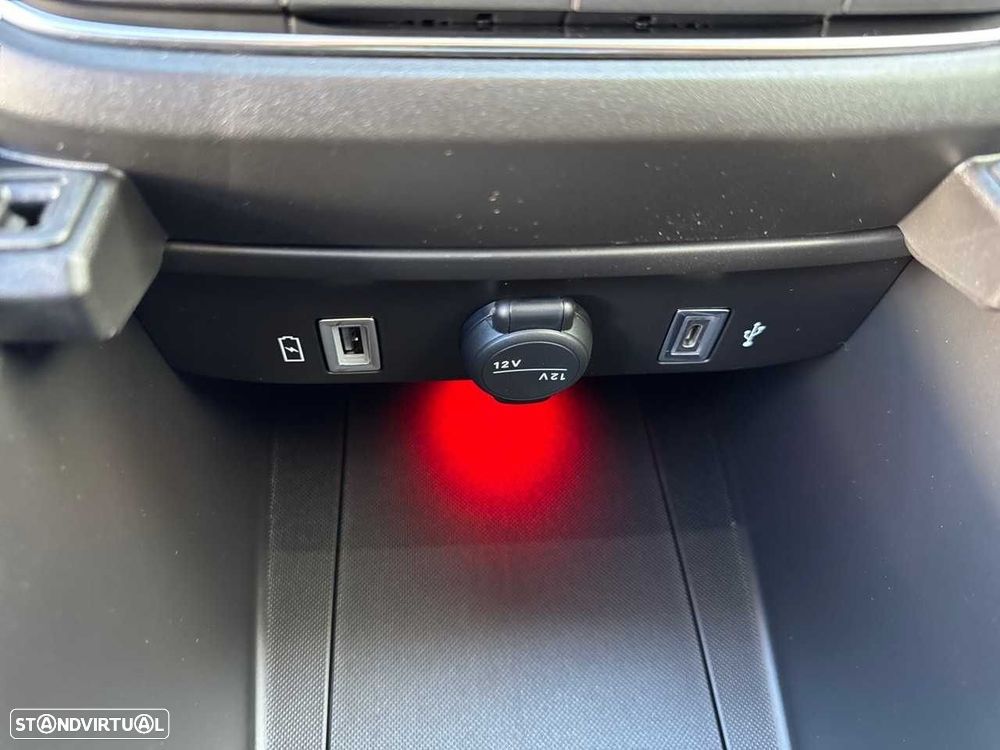 Fiat 600e 54 kWh (RED) - 22