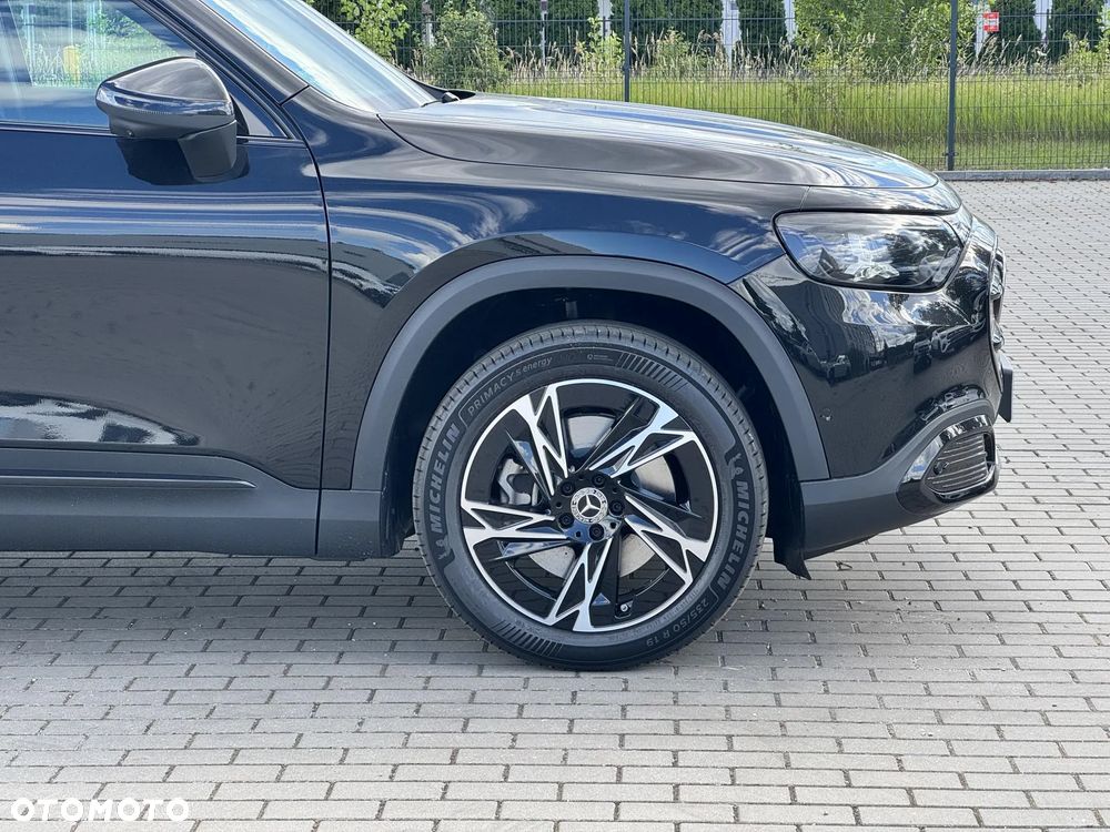 Mercedes-Benz GLB 250+ EQ 85kWh - 8