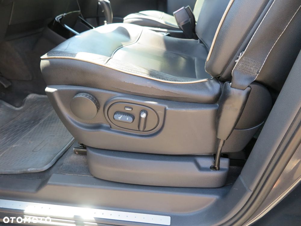 Renault Espace 2.0 dCi Initiale - 12