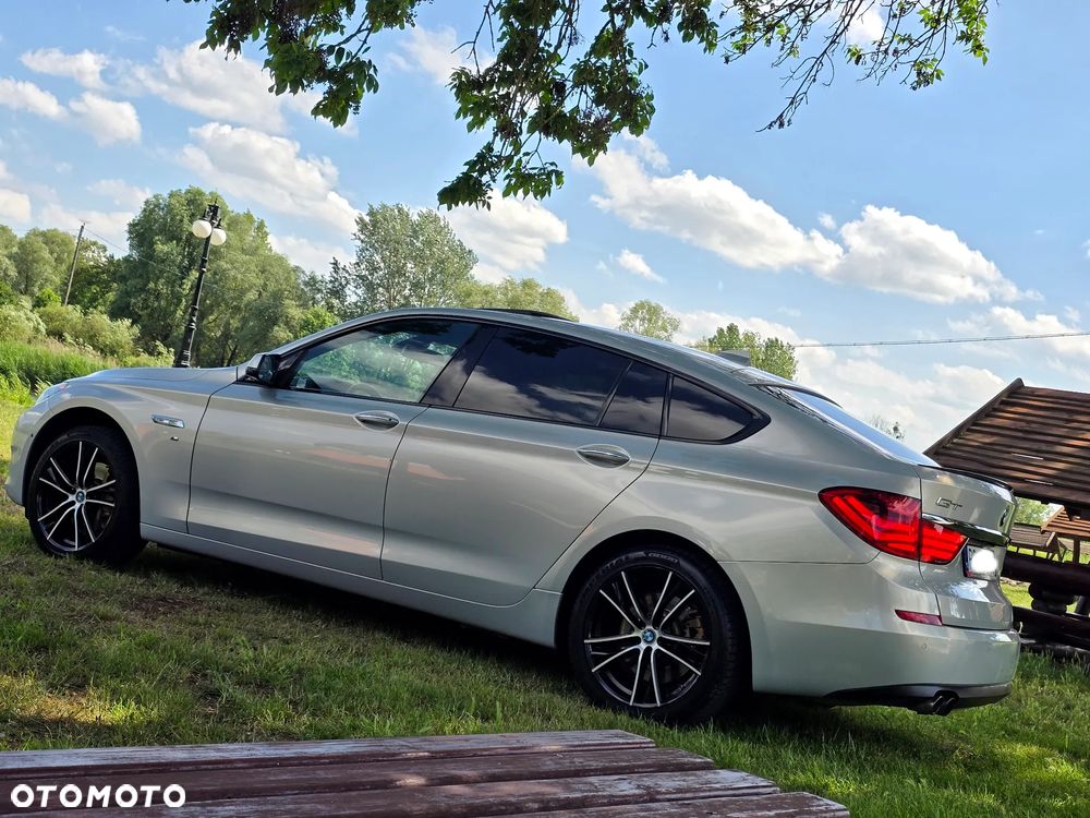 BMW 5GT 530d xDrive - 25