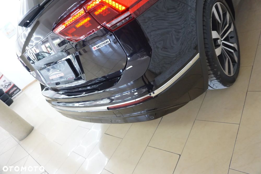 Volkswagen Tiguan - 19