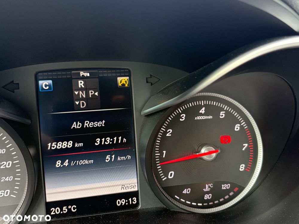 Mercedes-Benz Klasa C 300 7G-TRONIC Avantgarde - 19