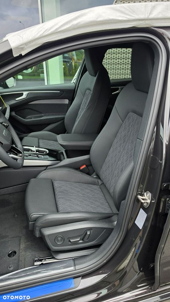 Audi A6 Avant TDI quattro S tronic edition one - 8