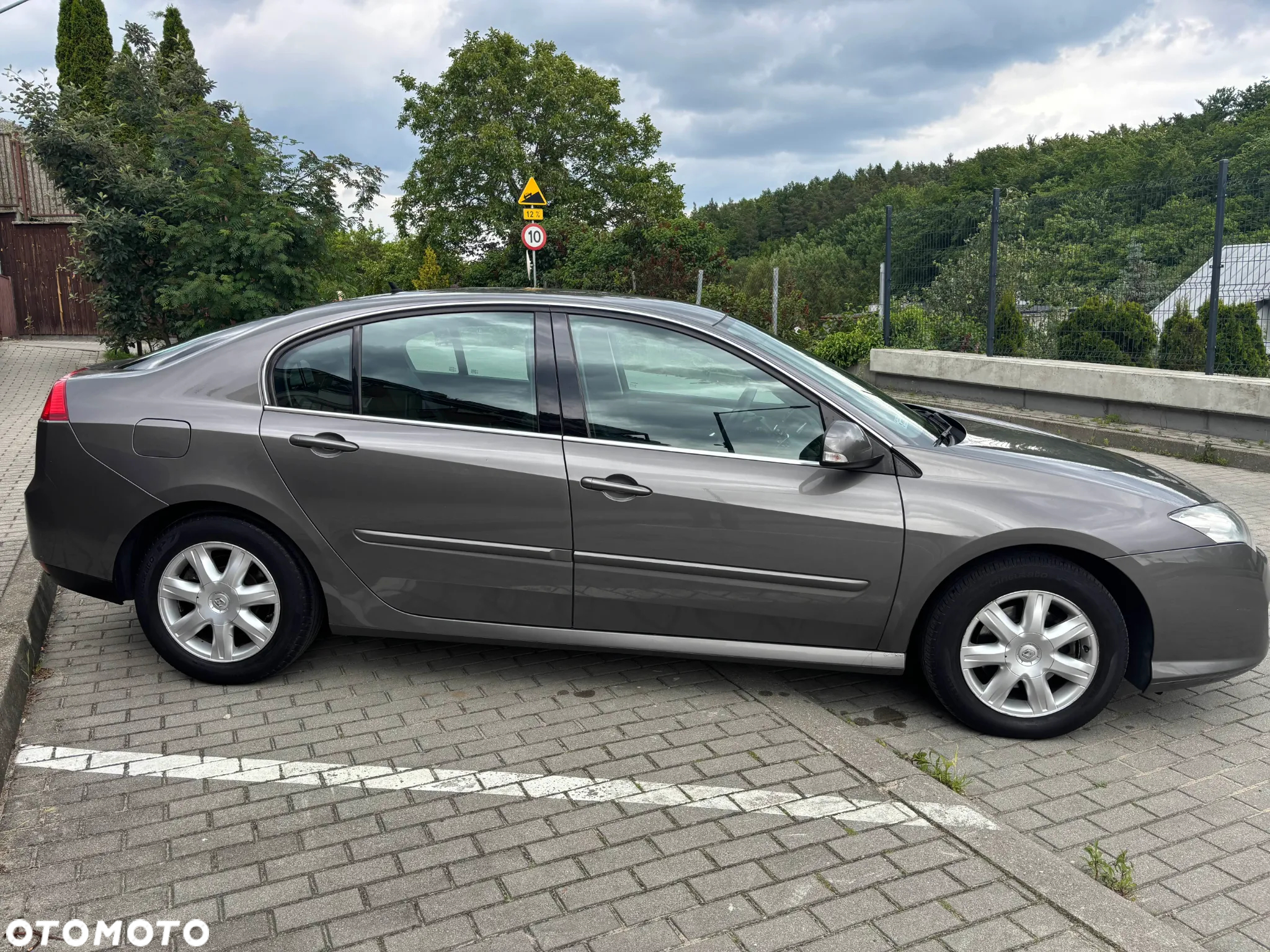 Renault Laguna 2.0 DCi Authentique - 3