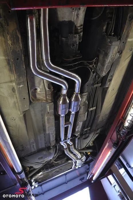 SCHMIEDMANN Dedykowany układ wydechowy ze sportowymi kolektorami BMW - 3