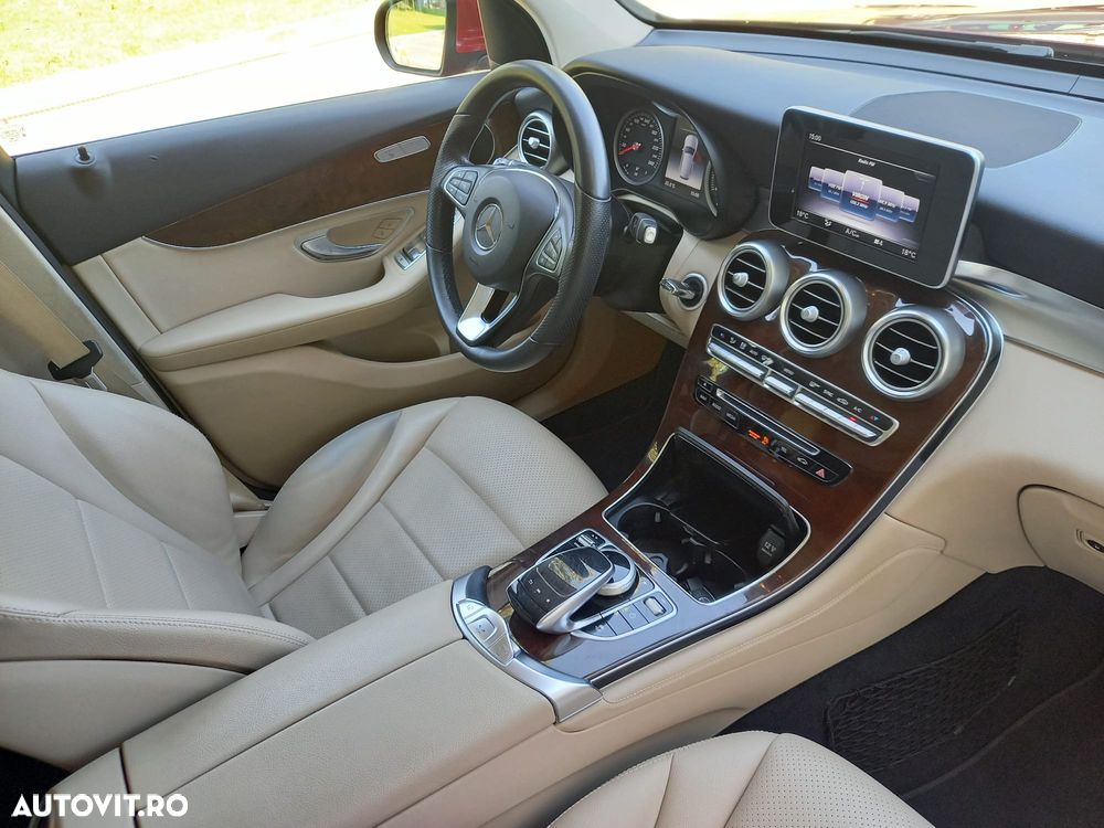 Mercedes-Benz GLC 220 d 4MATIC - 19