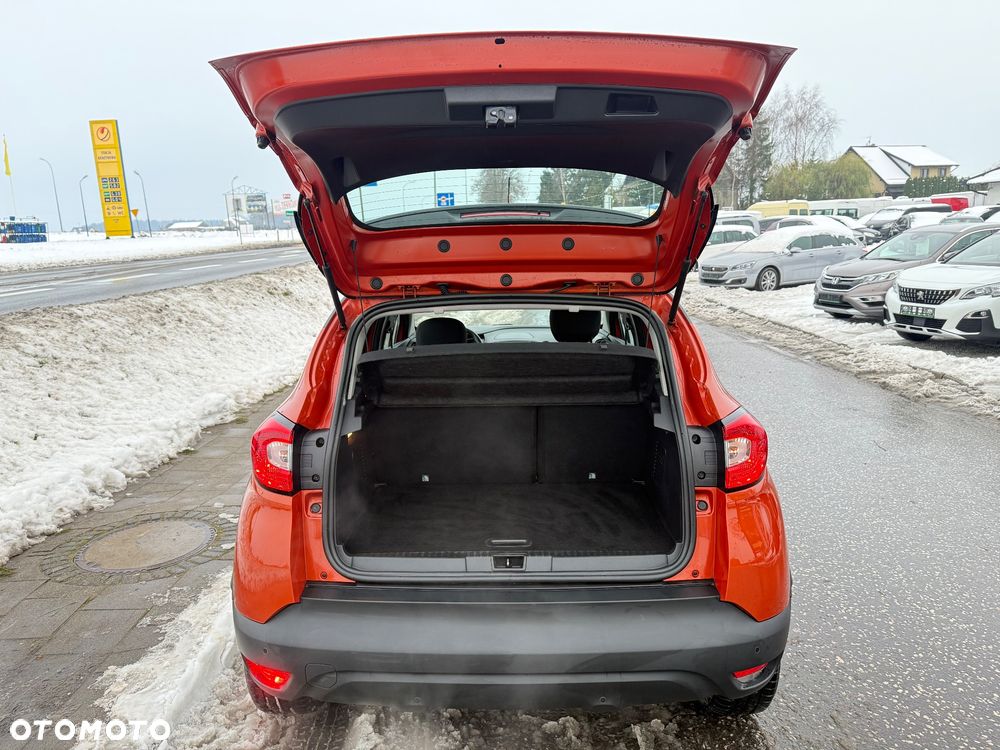 Renault Captur (ENERGY) TCe 90 BOSE EDITION - 11