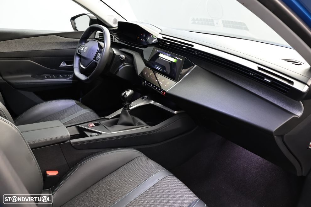 Peugeot 308 1.2 PureTech Allure Pack - 21