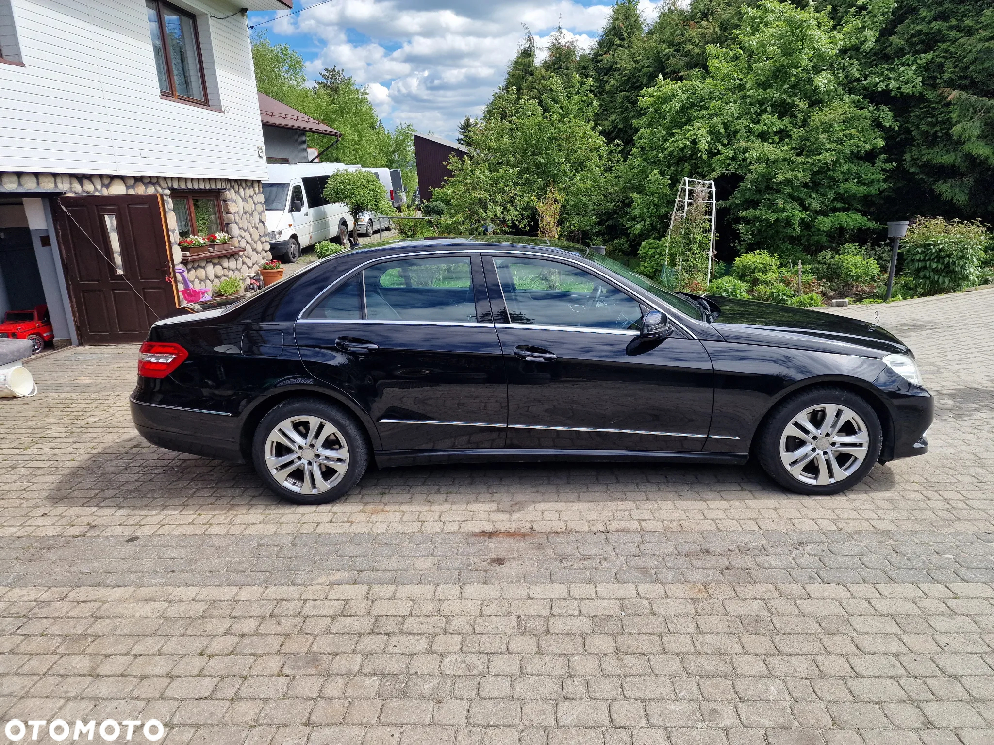 Mercedes-Benz Klasa E 350 4-Matic Avantgarde - 14