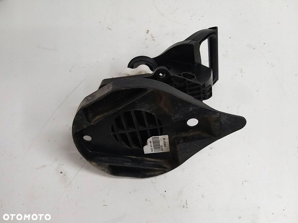 renault clio iv 4 winda uchwyt mocowanie koła zapasowego 8200922466 12r- - 3