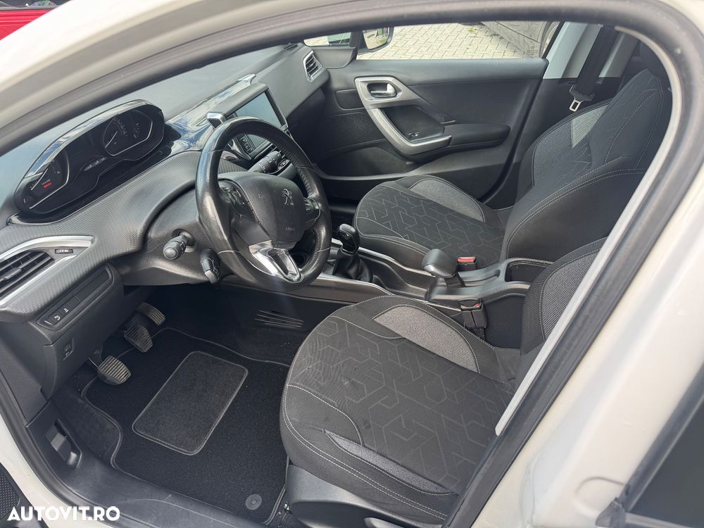 Peugeot 2008 1.6 BlueHDi FAP Active - 5