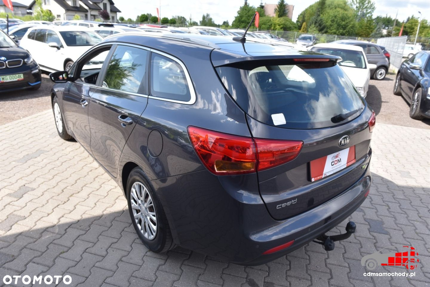 Kia Ceed - 8
