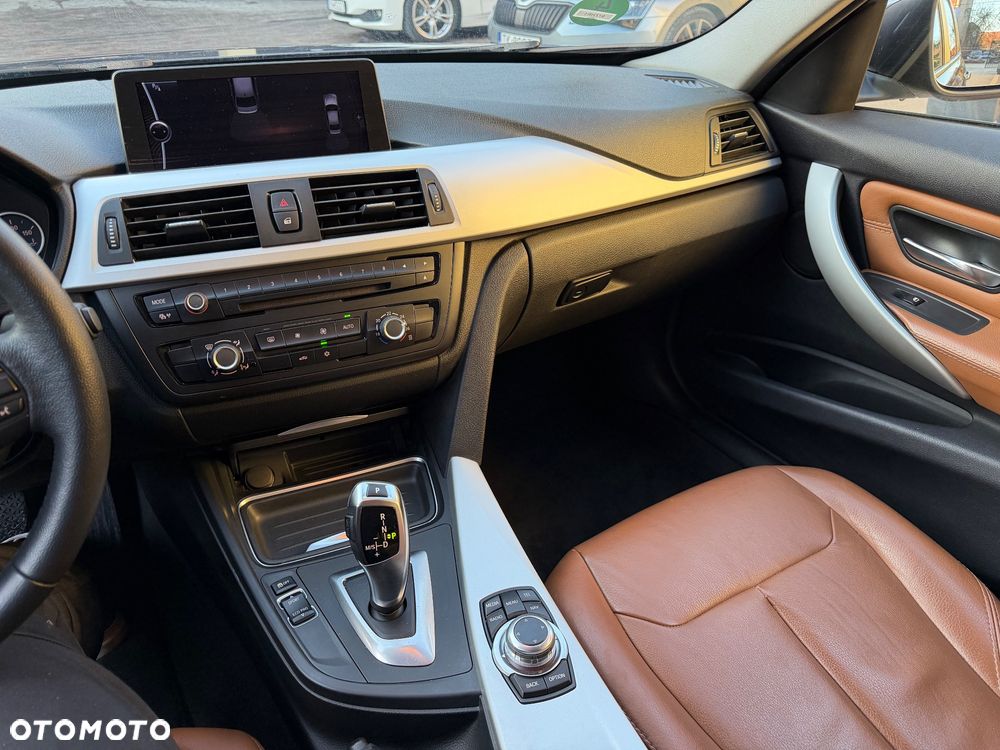 BMW Seria 3 320d Efficient Dynamics Edition - 20