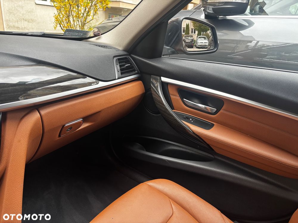 BMW Seria 3 320d xDrive Edition Luxury Line Purity - 17