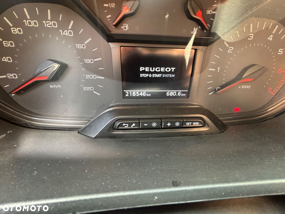 Peugeot Partner 1.6 BlueHDi 100 L2 Pro - 10