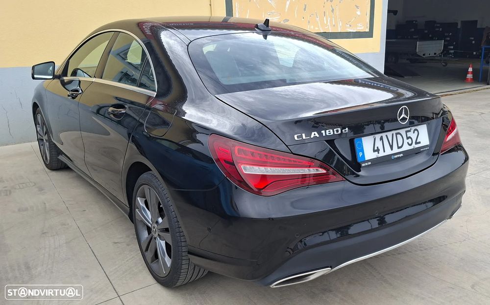 Mercedes-Benz CLA 180 - 1