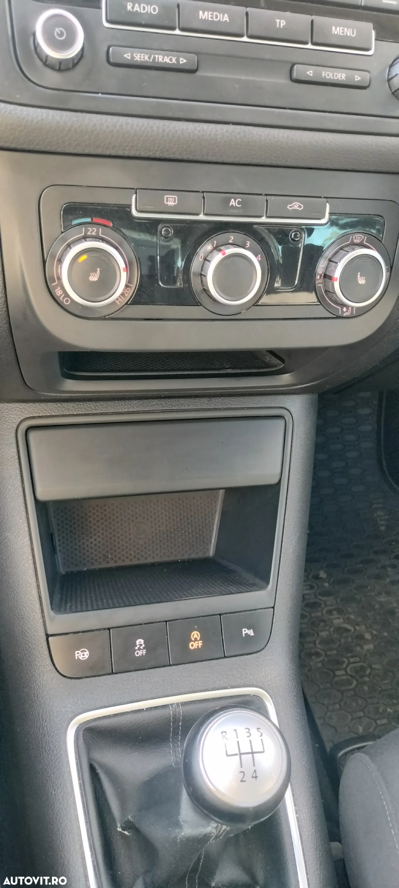 Volkswagen Golf Plus - 10