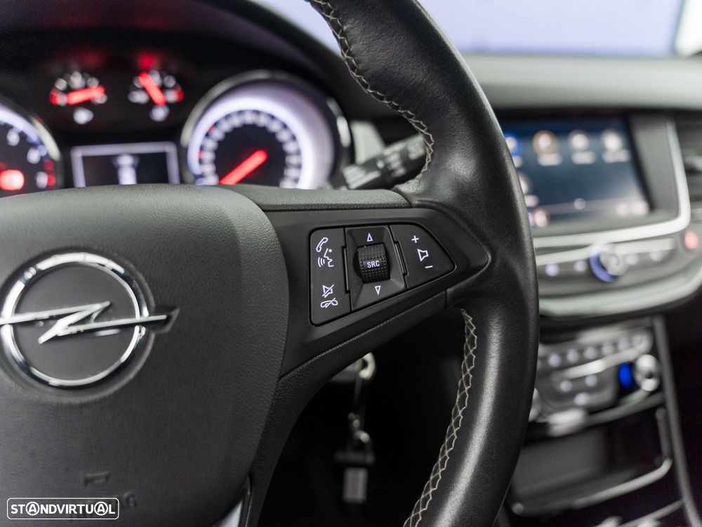 Opel Astra Sports Tourer 1.2 T GS Line S/S - 18