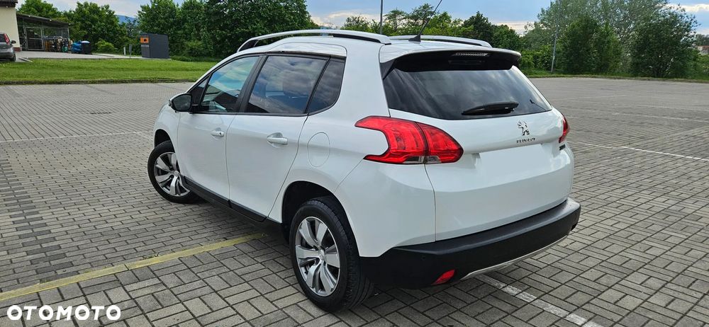 Peugeot 2008 PureTech 82 Allure - 2