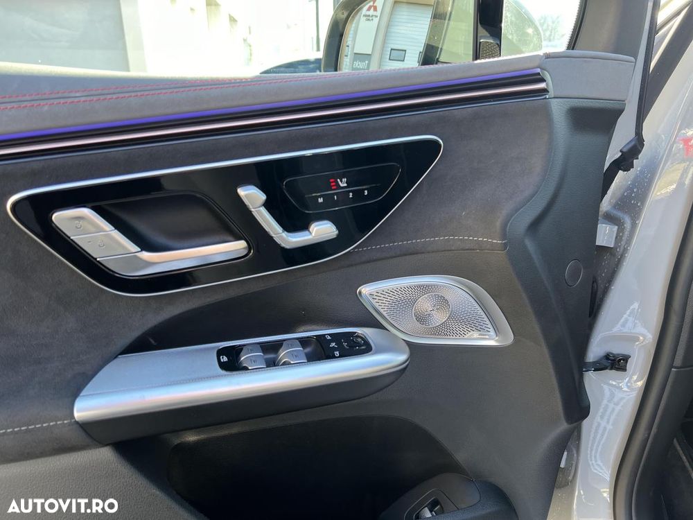 Mercedes-Benz EQE 350 4MATIC - 12
