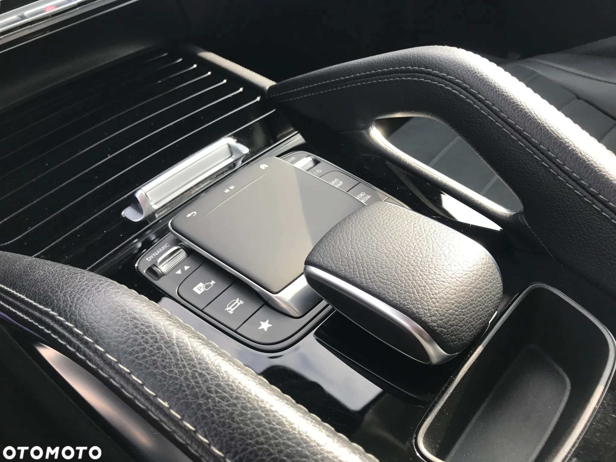 Mercedes-Benz GLE 350 e 4-Matic - 32