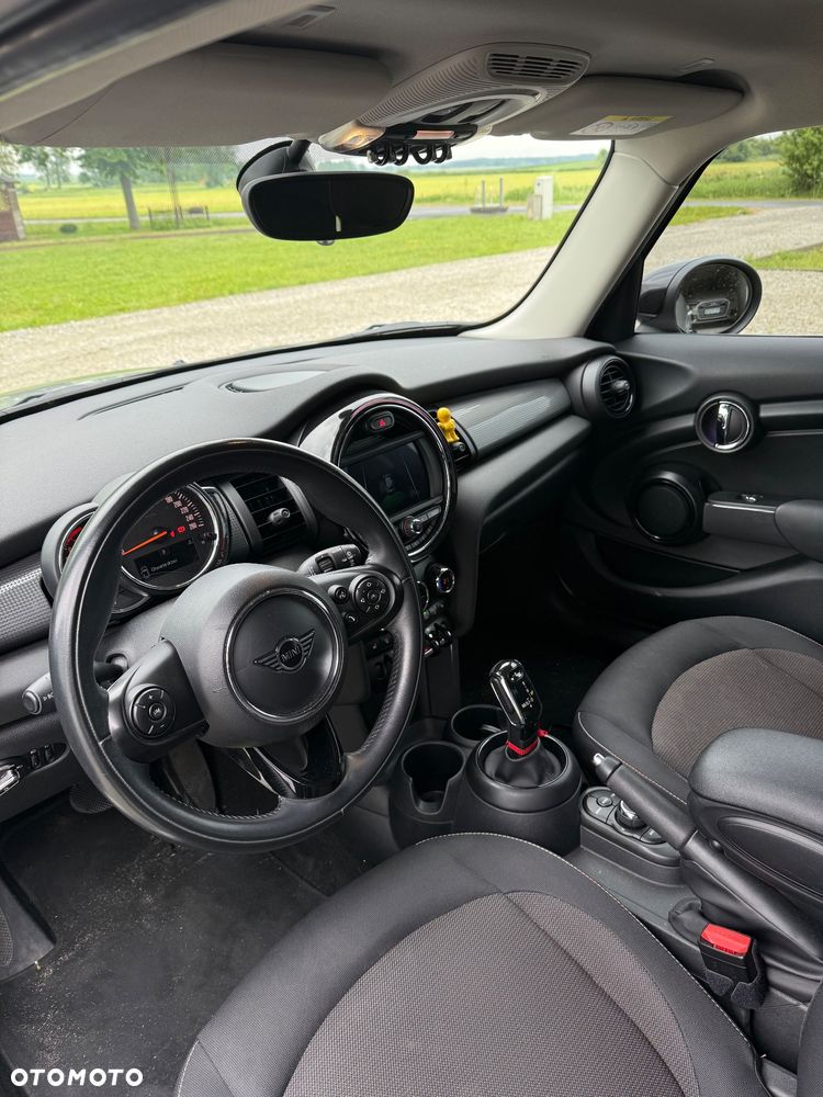 MINI Cooper Standard - 8