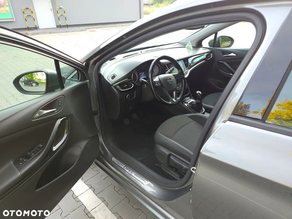 Opel Astra 1.6 CDTI DPF ecoFLEX TourerStart/Stop Exklusiv - 20