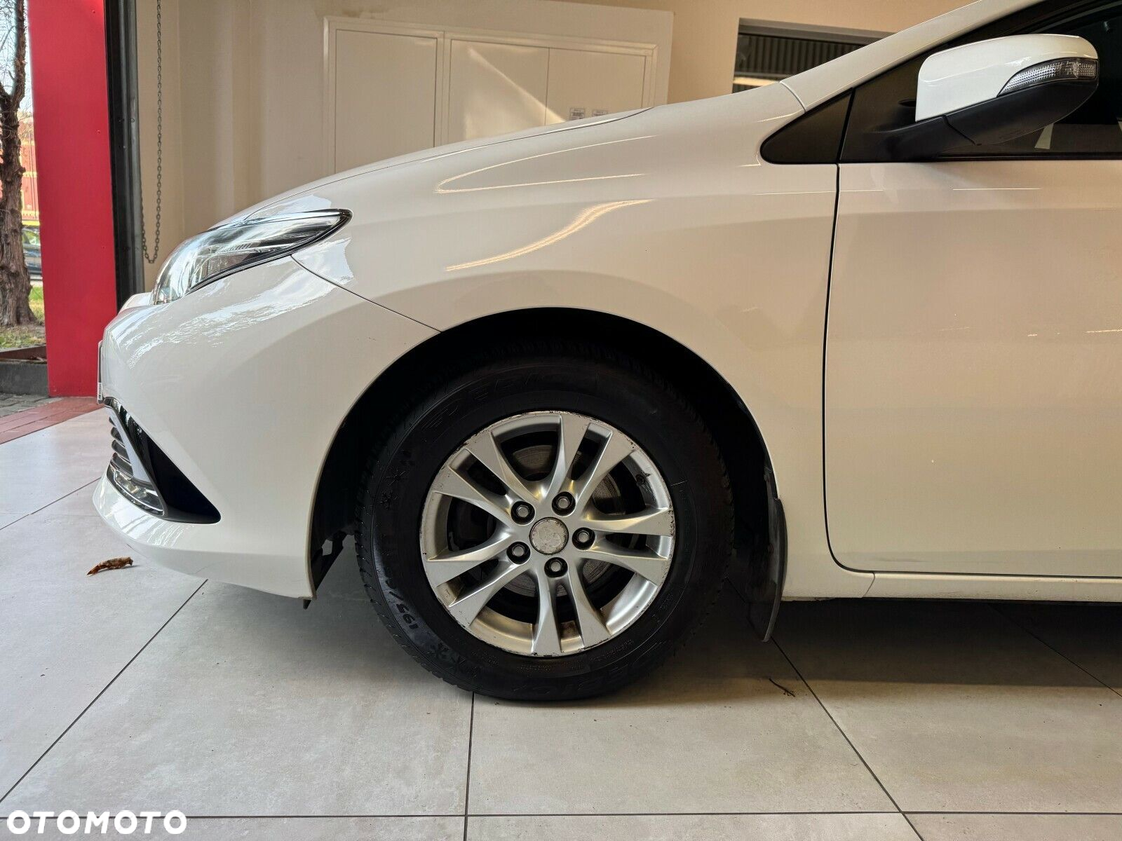 Toyota Auris - 12