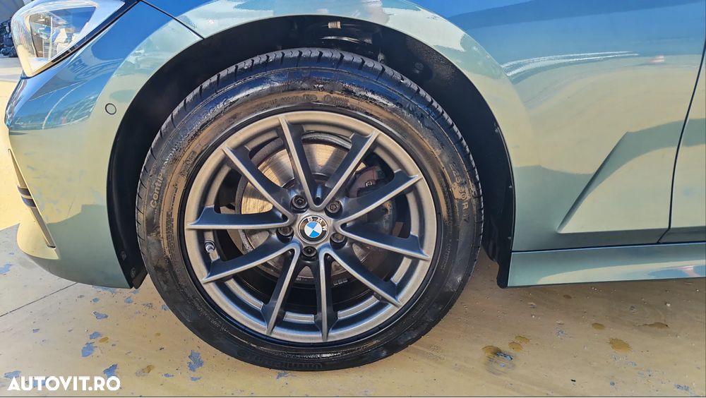 BMW Seria 3 320d xDrive Aut. Luxury Line - 11