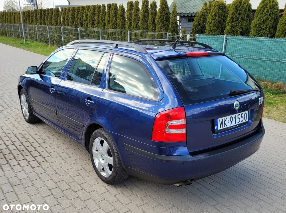 Skoda Octavia 2.0 FSI Ambiente - 4