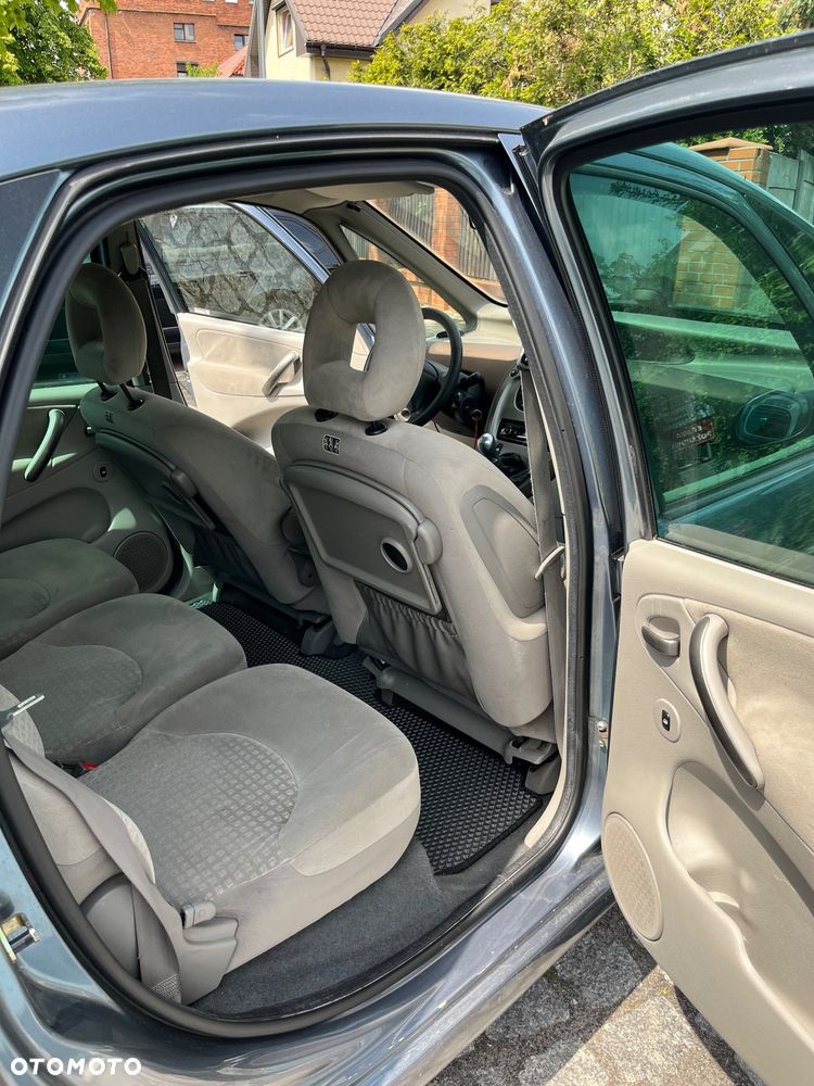 Citroën Xsara Picasso 2.0 HDI Exclusive - 12