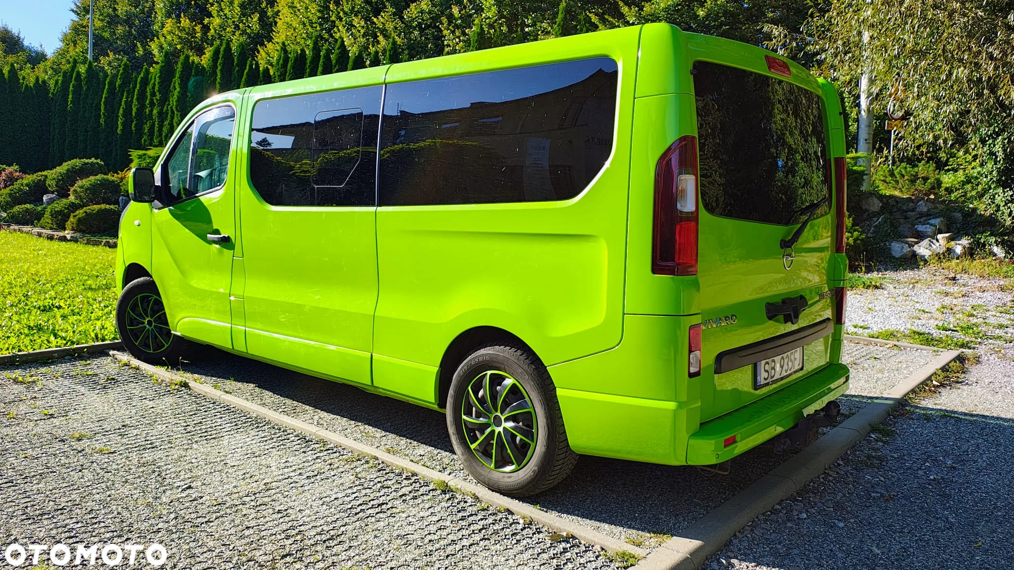 Opel Vivaro - 2