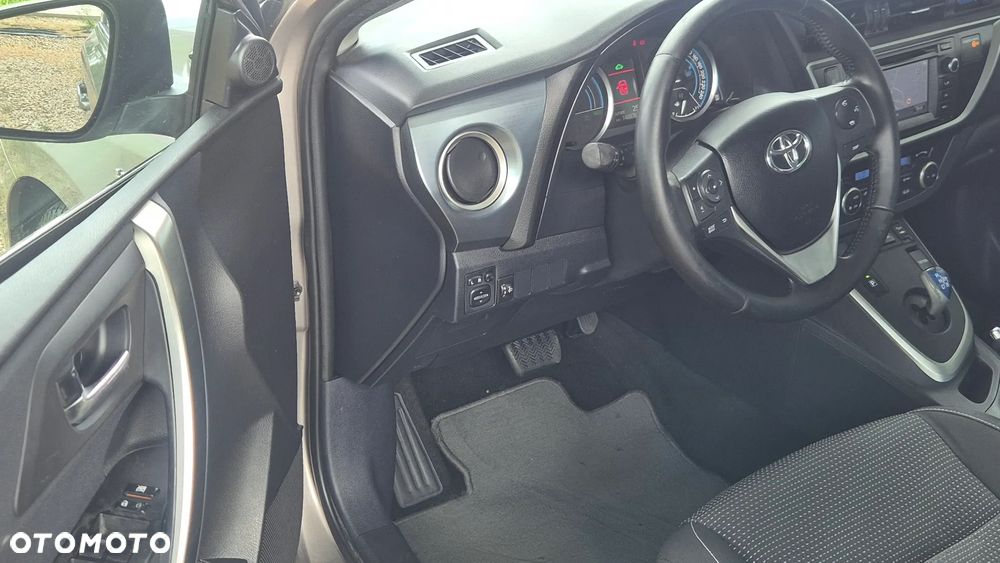 Toyota Auris Hybrid 135 Premium - 8