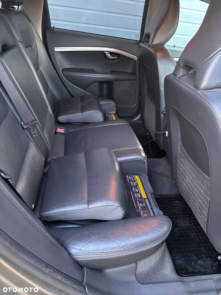 Volvo XC 70 D4 Geartronic Momentum - 34