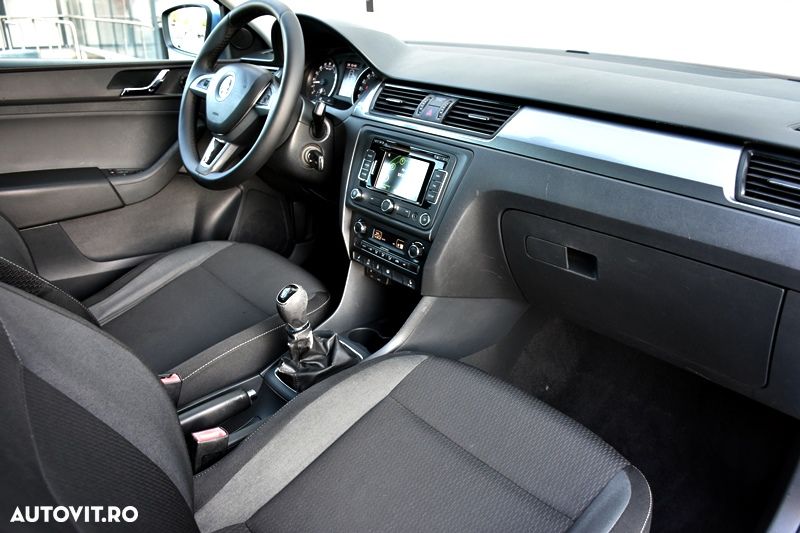 Skoda RAPID 1.6 TDI Active Green tec - 17