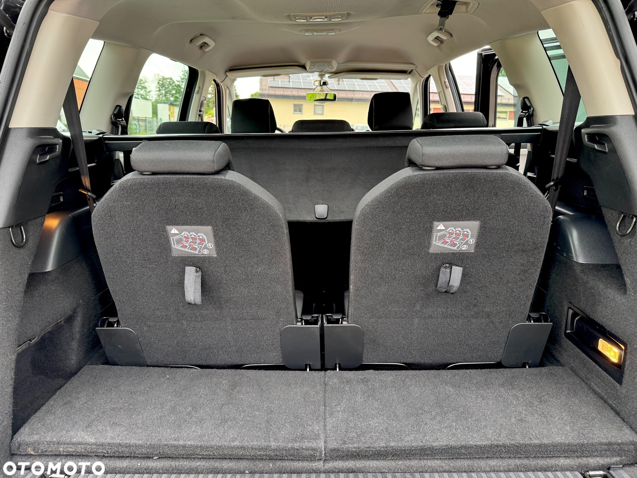 Citroën C4 Grand Picasso 1.6 e-HDi Exclusive - 14