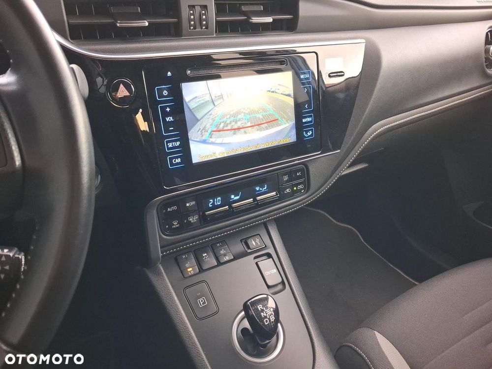 Toyota Auris - 21