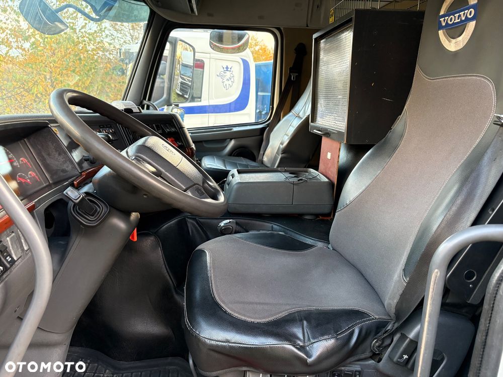 Volvo FM -400 6x4 - 25